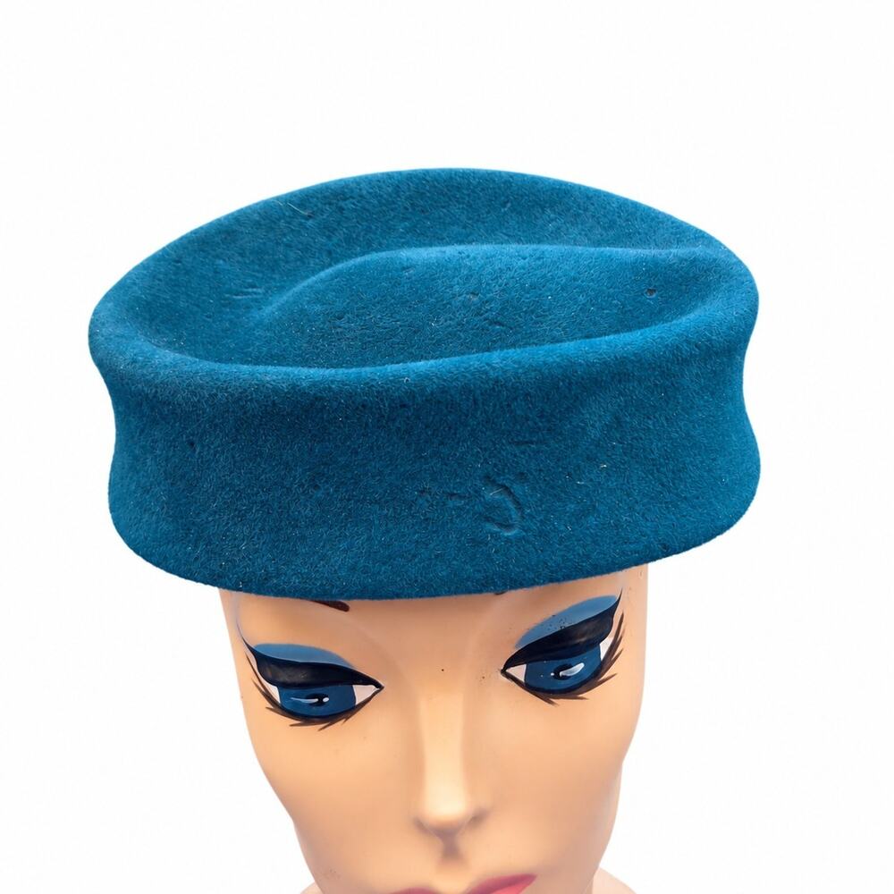 Vintage Opera Genuine Velour Teal Blue Pillbox Hat Women’s Sculpted Felt Hat